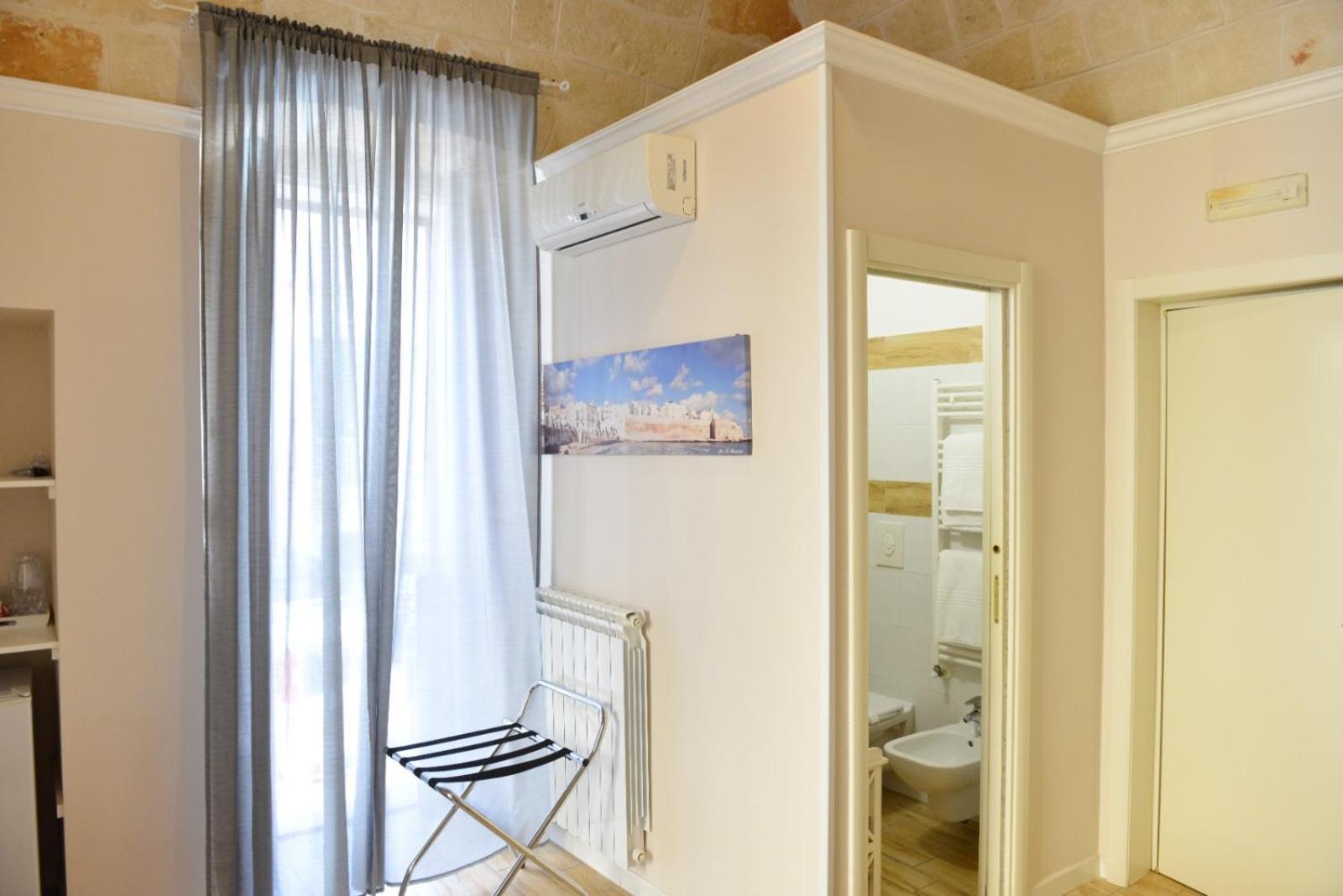 Al Rosa Antico Hotel Monopoli Exterior photo