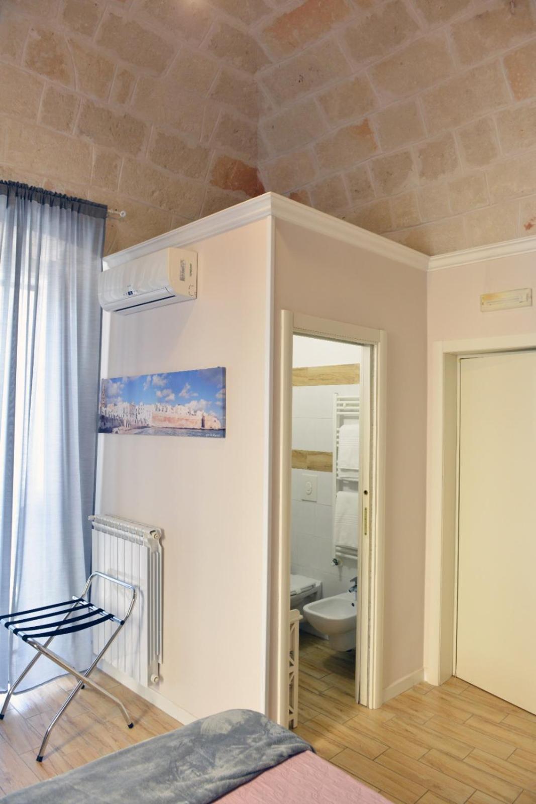 Al Rosa Antico Hotel Monopoli Exterior photo